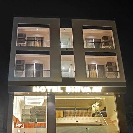 فندق Treebo Shivaay إندور المظهر الخارجي الصورة